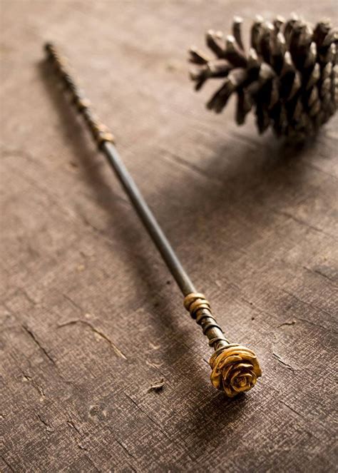 Rose gold maguc wand